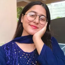 Das Bild zeigt die Illustratorin Leila aus Pakistan